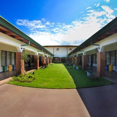 Hotel Wagelia Turrialba Exteriör bild