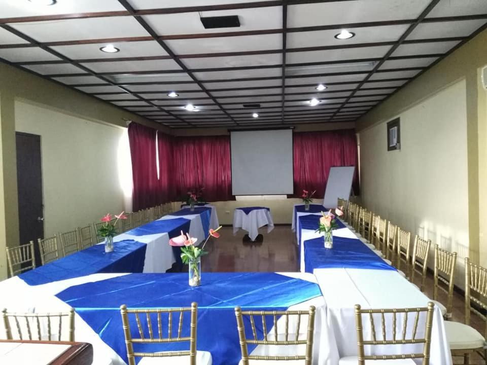 Hotel Wagelia Turrialba Exteriör bild