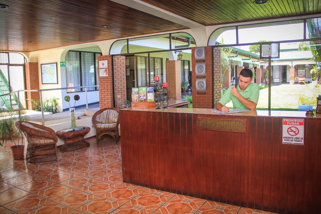 Hotel Wagelia Turrialba Exteriör bild