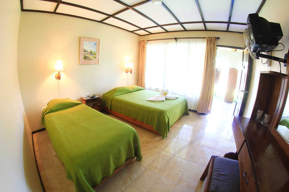 Hotel Wagelia Turrialba Exteriör bild
